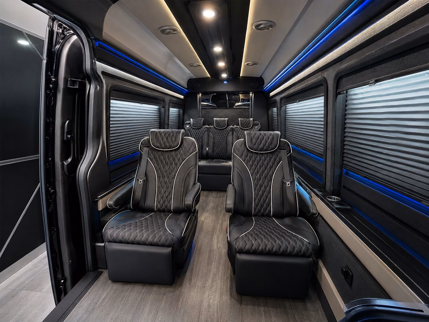 airport bus rentals for sports teams and tournament groups in nampa