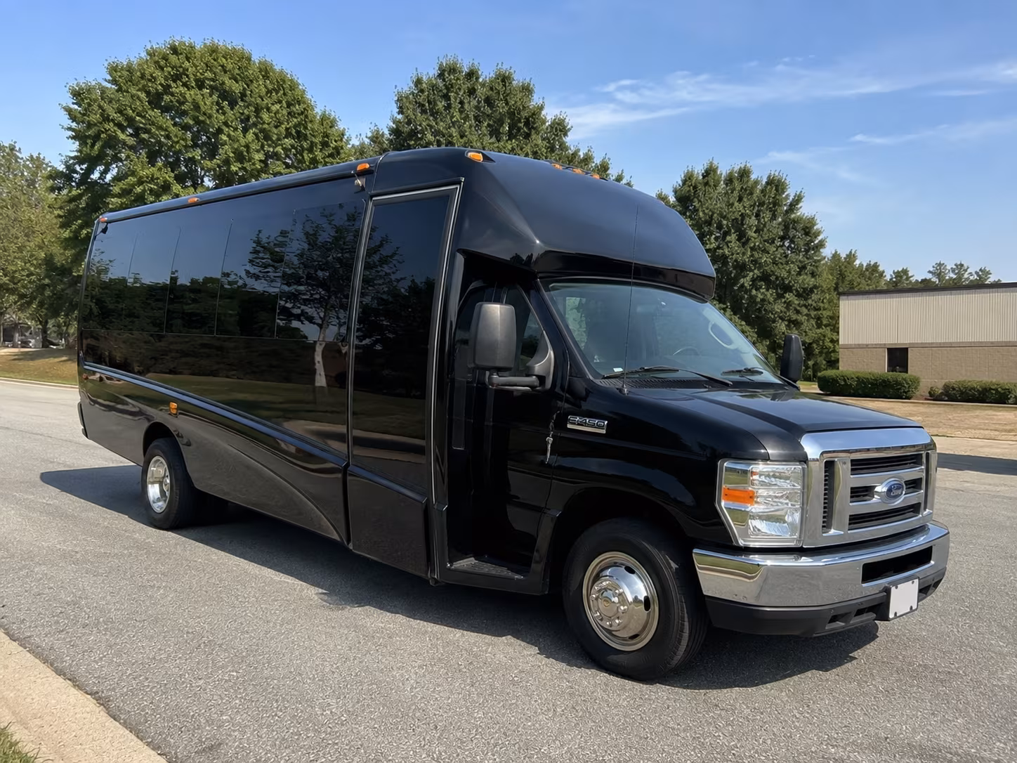 bus rentals for bands and performers traveling through the treasure valley