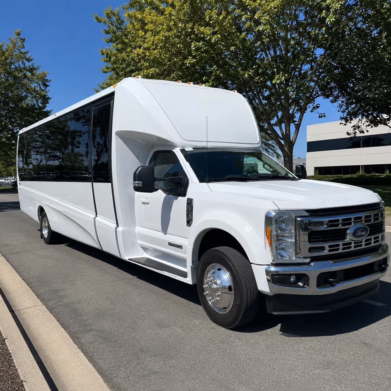 bus rentals for corporate wine tours and team events in canyon county