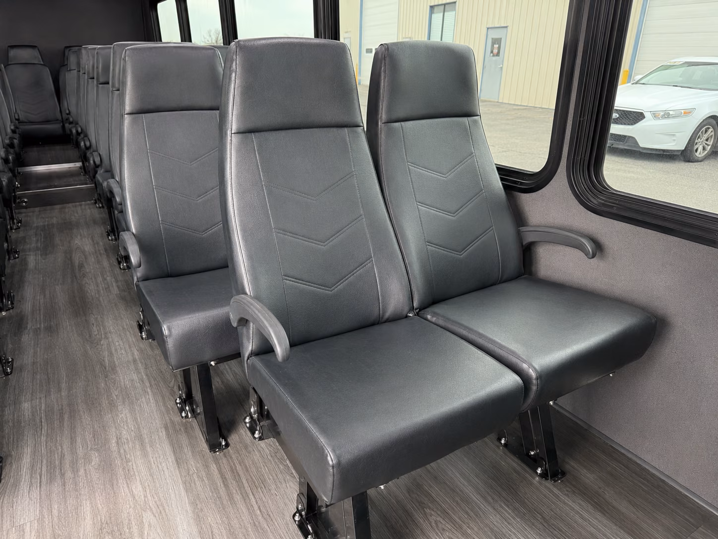 charter buses for large nampa wedding guest lists