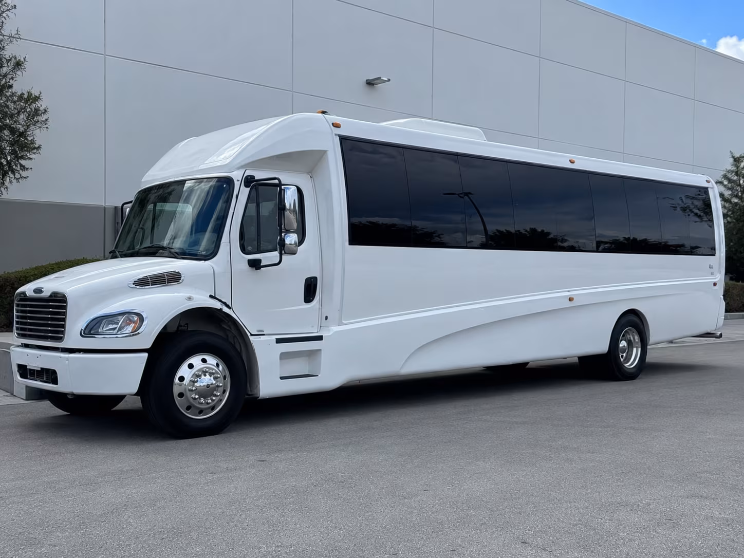 nampa party bus