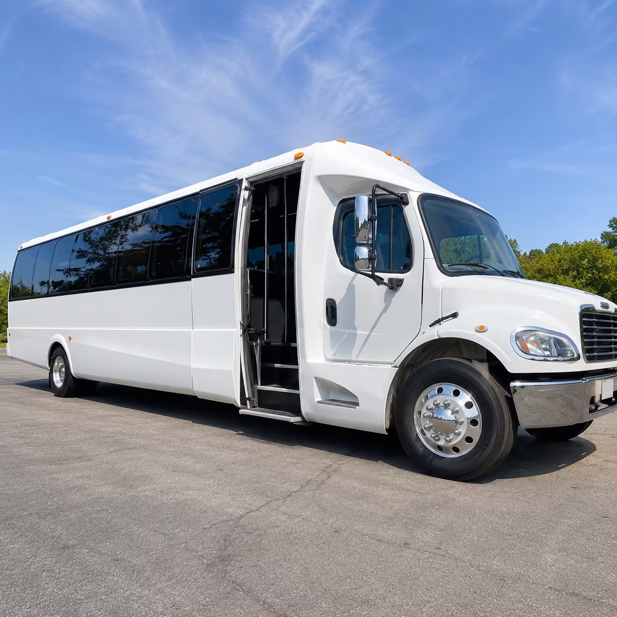 winery tour buses along the sunnyslope wine trail